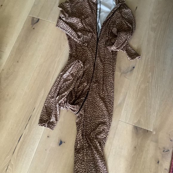 Leopard jumpsuit - Picture 1 of 2